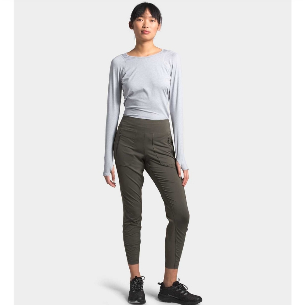 North Face Women's Paramount Hybrid High-Rise Tight